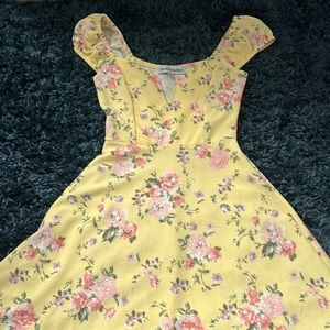 yellow floral dress